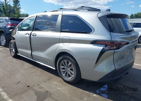 2023 Toyota Sienna Xle z USA, uszkodzony, nr VIN 5TDYRKECXPS175807